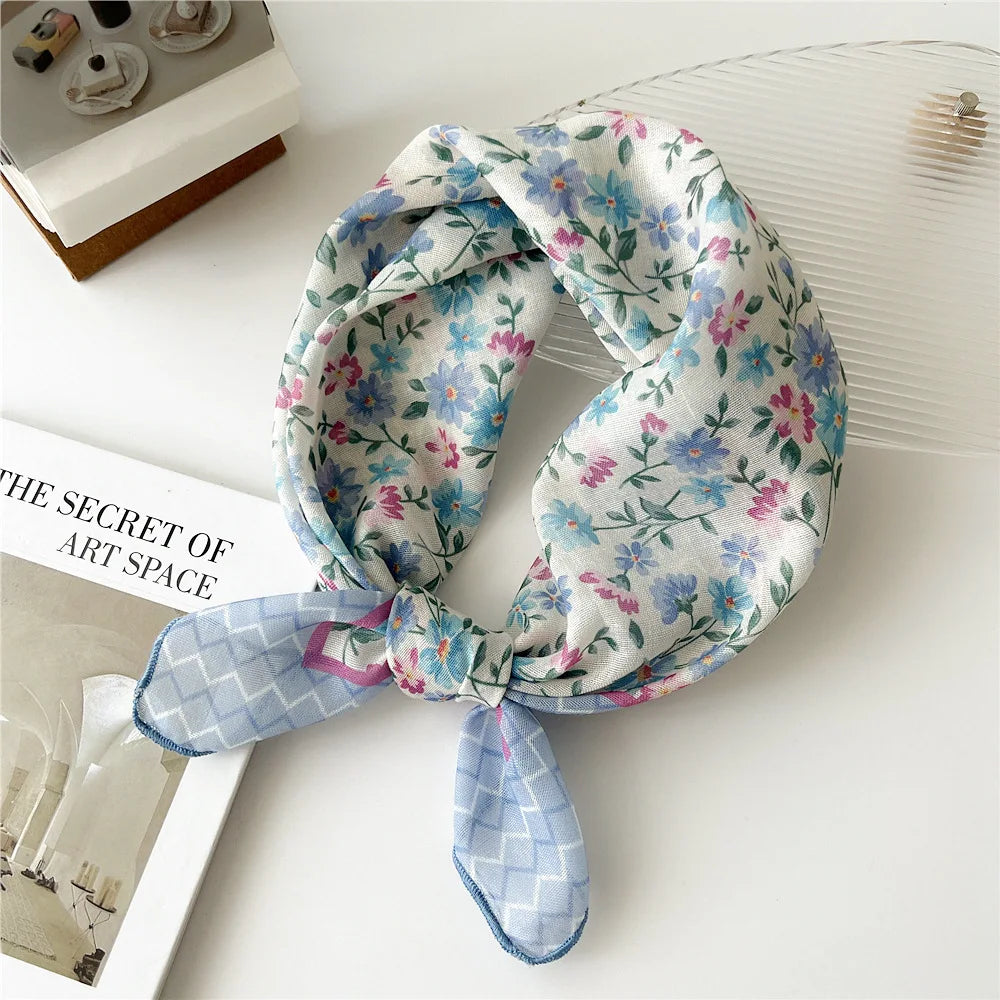 Foulard Cheveux Fleuri Bleu en Lin motif Liberty