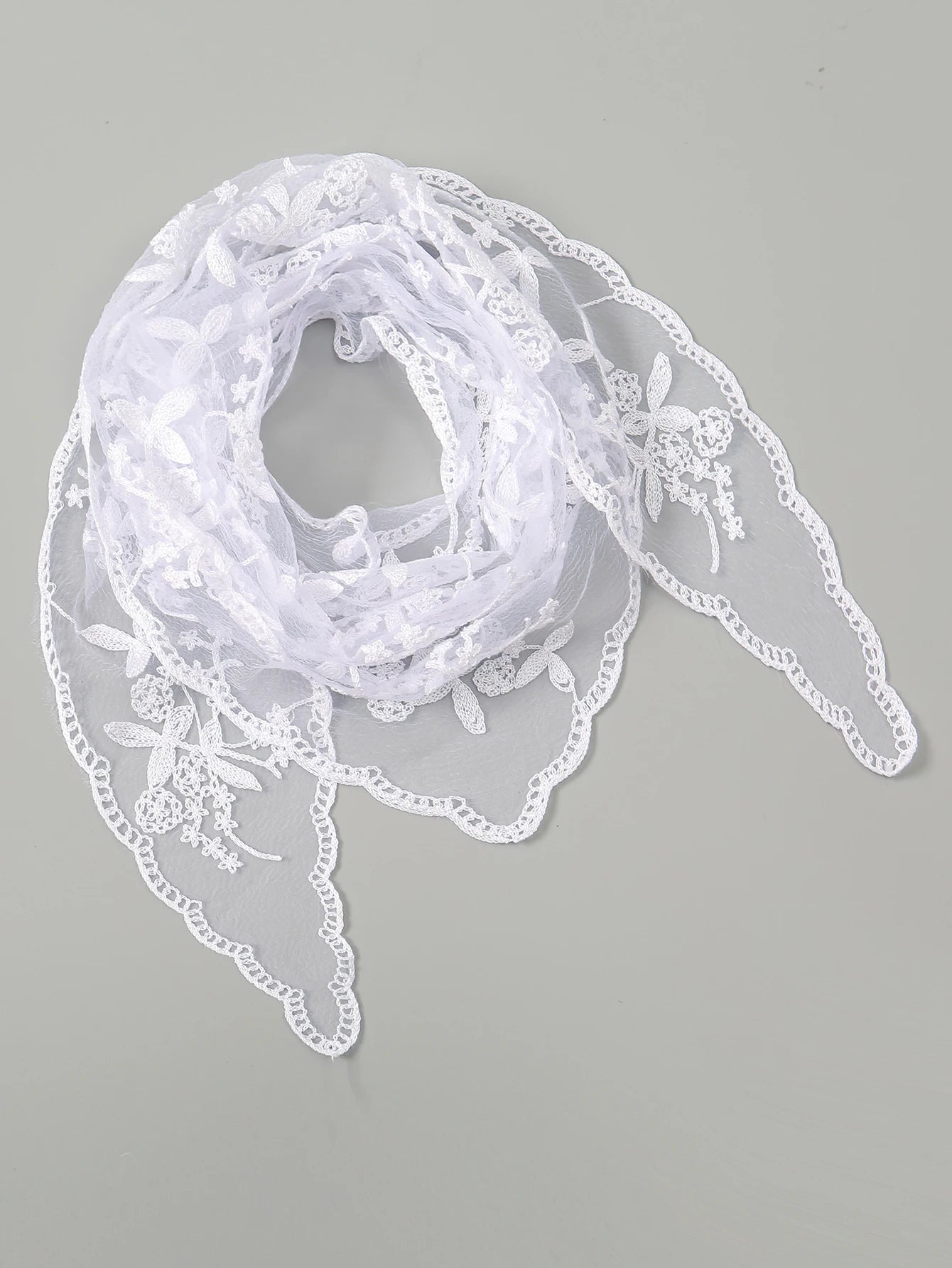 Foulard Dentelle Blanc forme Triangle