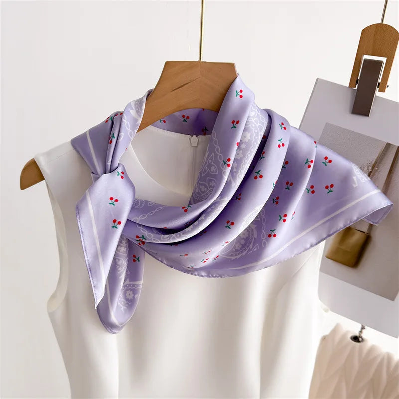 Foulard Femme Carré en Soie Violet motif Cerise