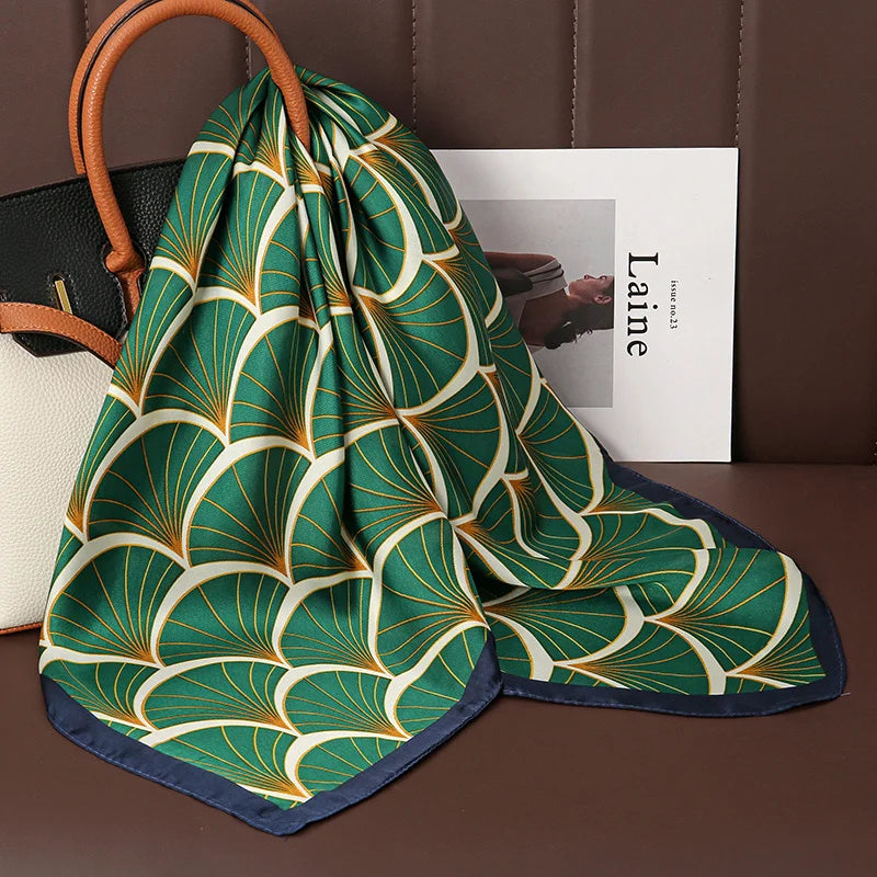 Foulard Paon Carré en Soie
