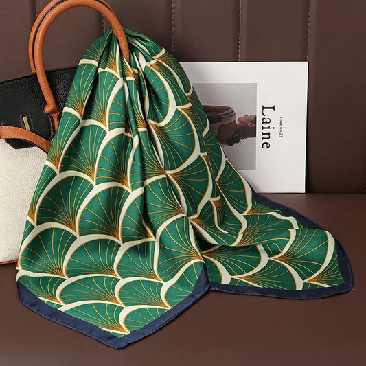 Foulard Paon Carré en Soie